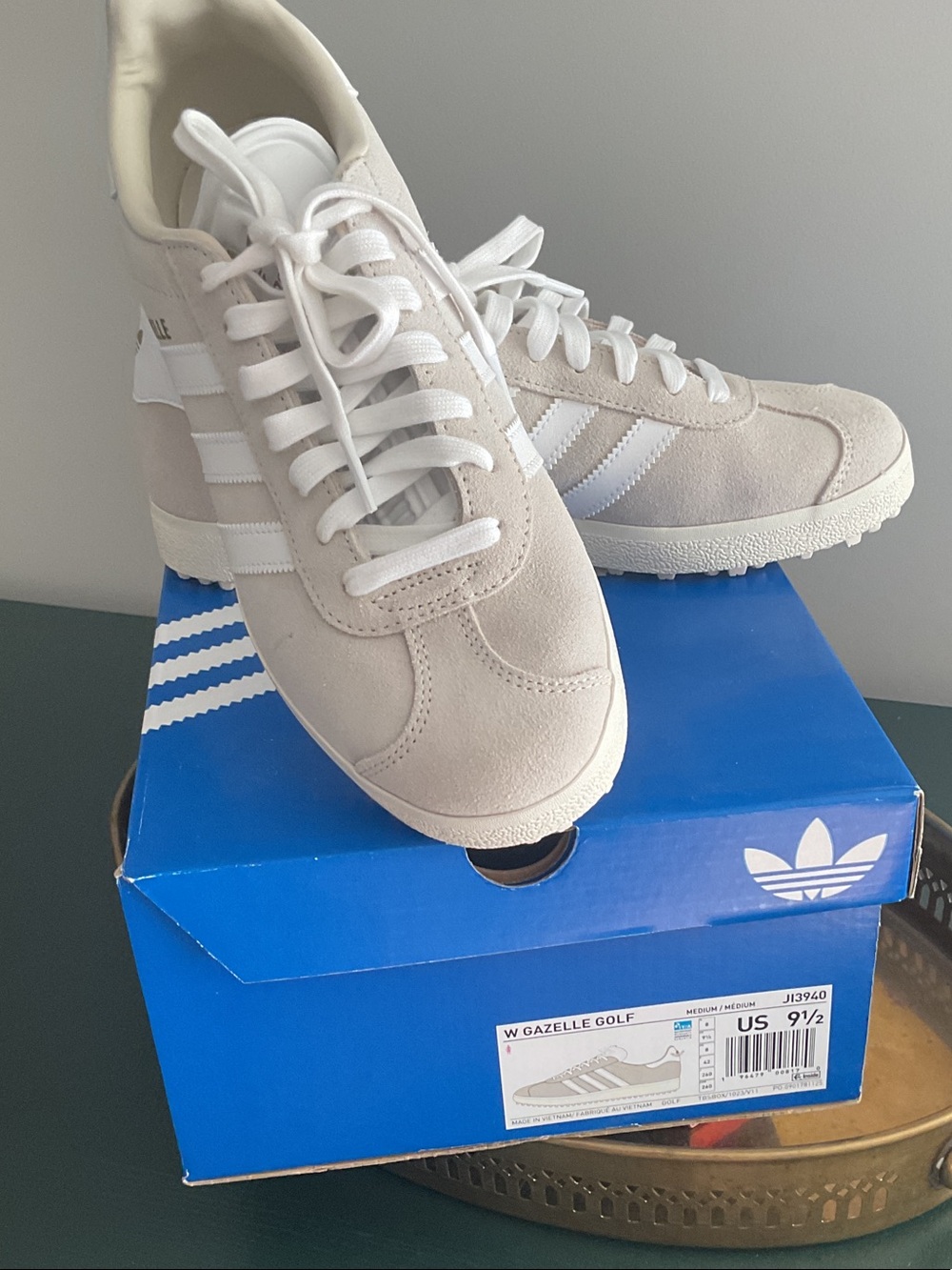 Adidas women’s Gazelle Golf New - Picture 2 of 4